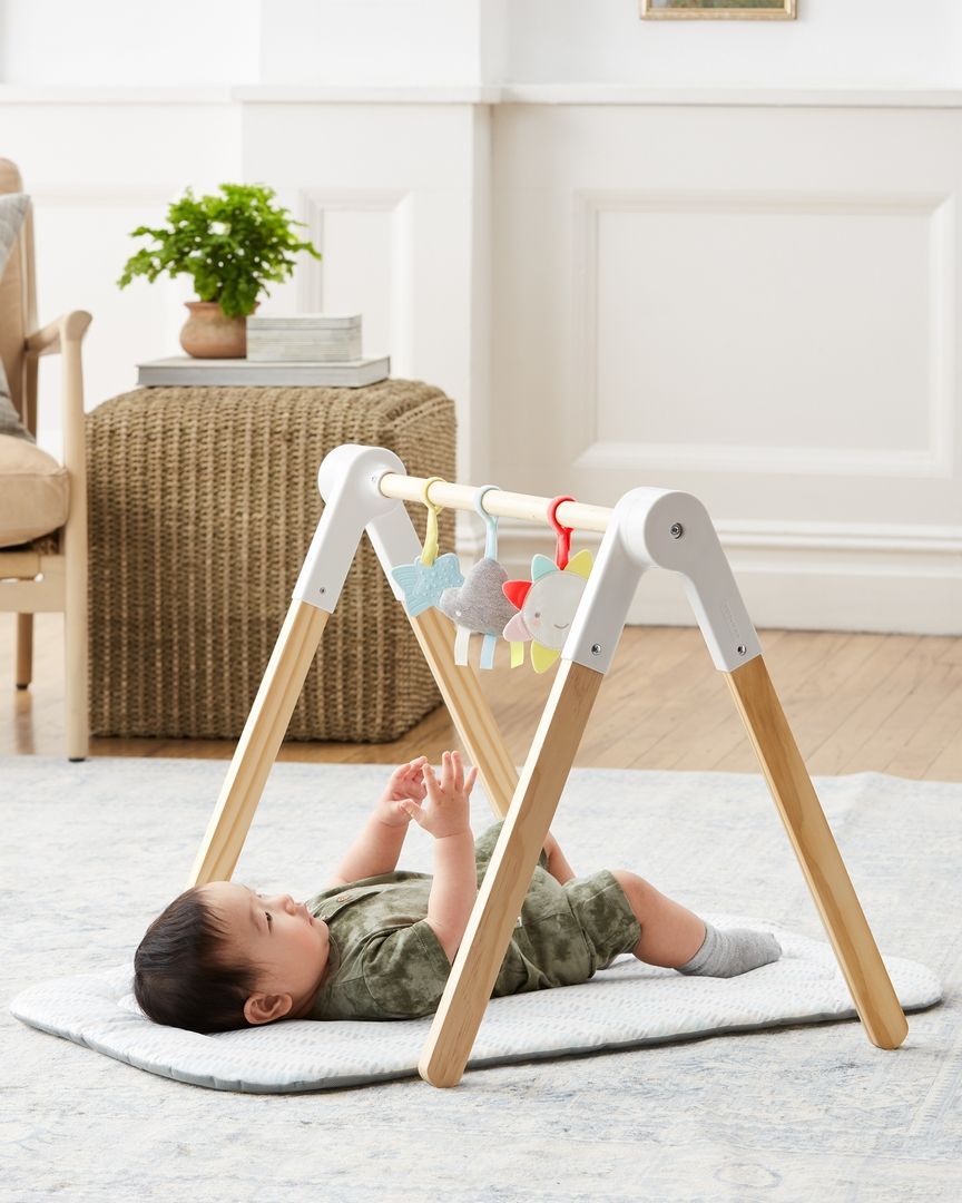 Skip Hop - Silver Lining Cloud Wooden Activity Gym